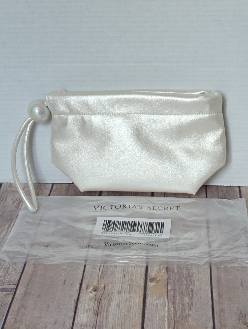 Victoria's Secret Wristlet/Cosmetic Pouch NIP